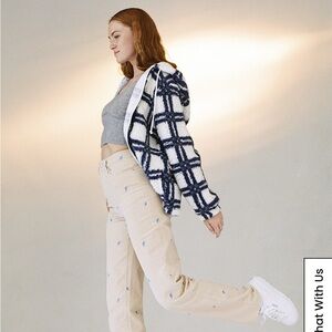 PacSun Beige Boyfriend Jeans so CUTE 🥰